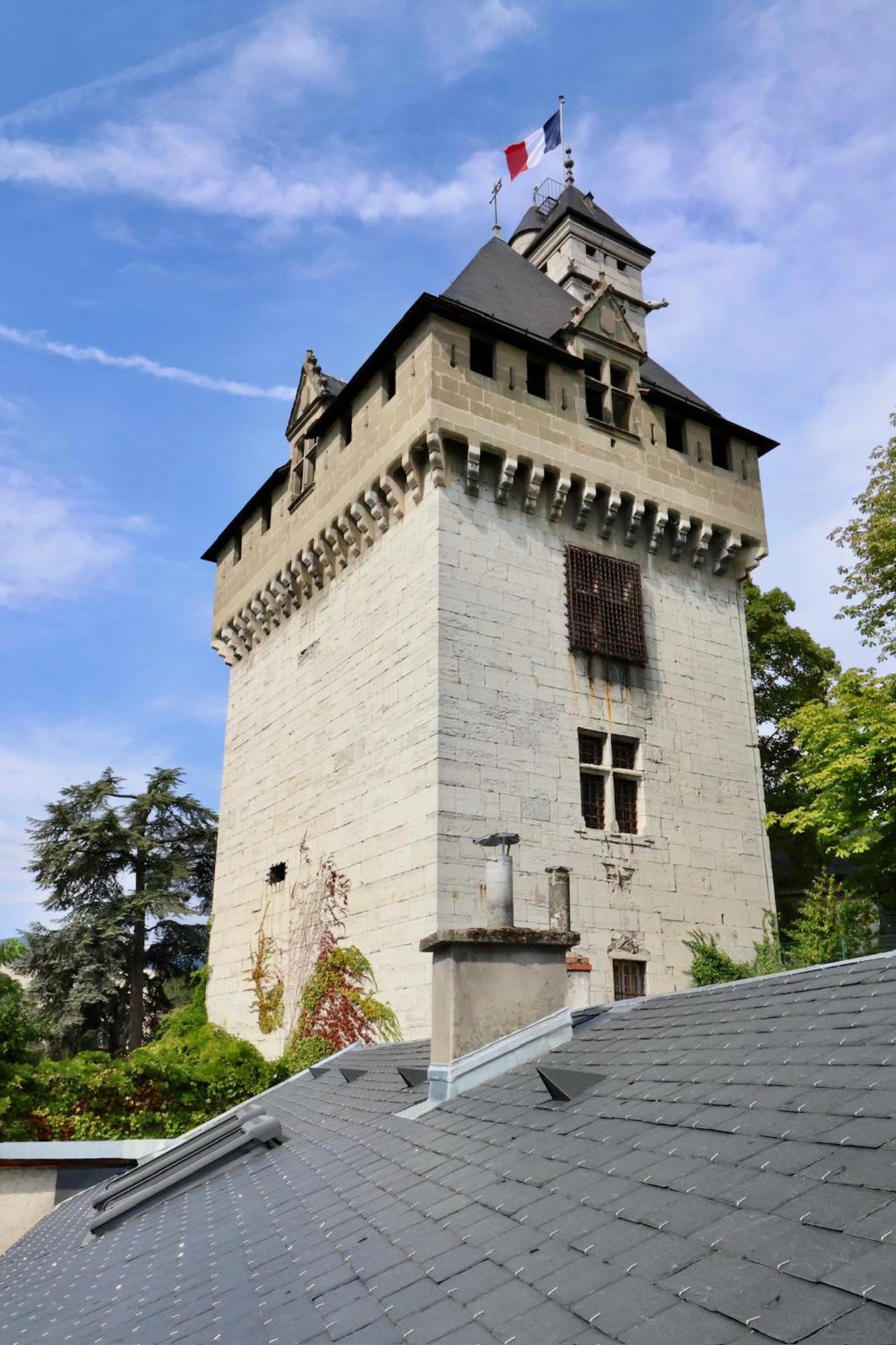 Les Hauts Du Chateau Chambéry Exterior foto